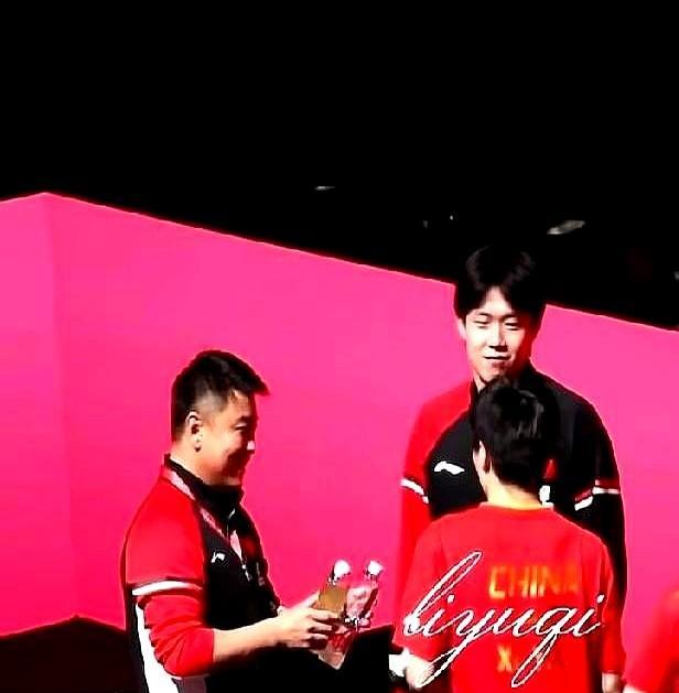 中国乒乓球队最强的秘密：他们开始训练失败。不是技术训练。是专门练习“如何输球