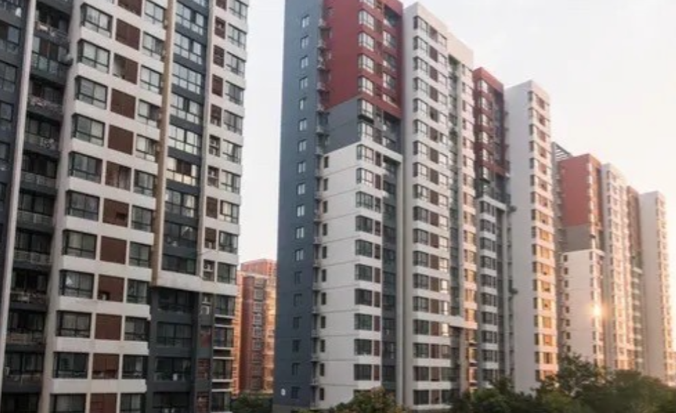 “狼心狗肺！”福建厦门，一姐姐见弟弟无房，便将名下房子，无偿送给弟弟住！岂料，弟
