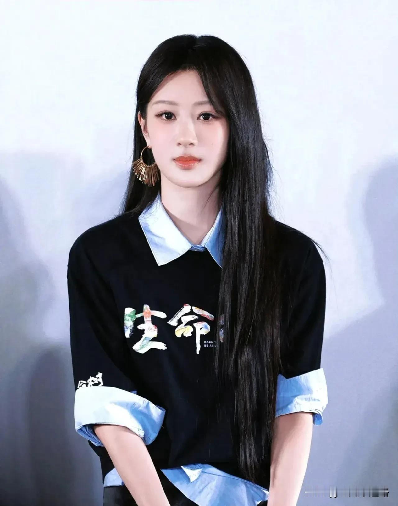 文化工作者真得有文化才行。杨紫在《生命树》发布会上，被问这部剧最大收获，她说