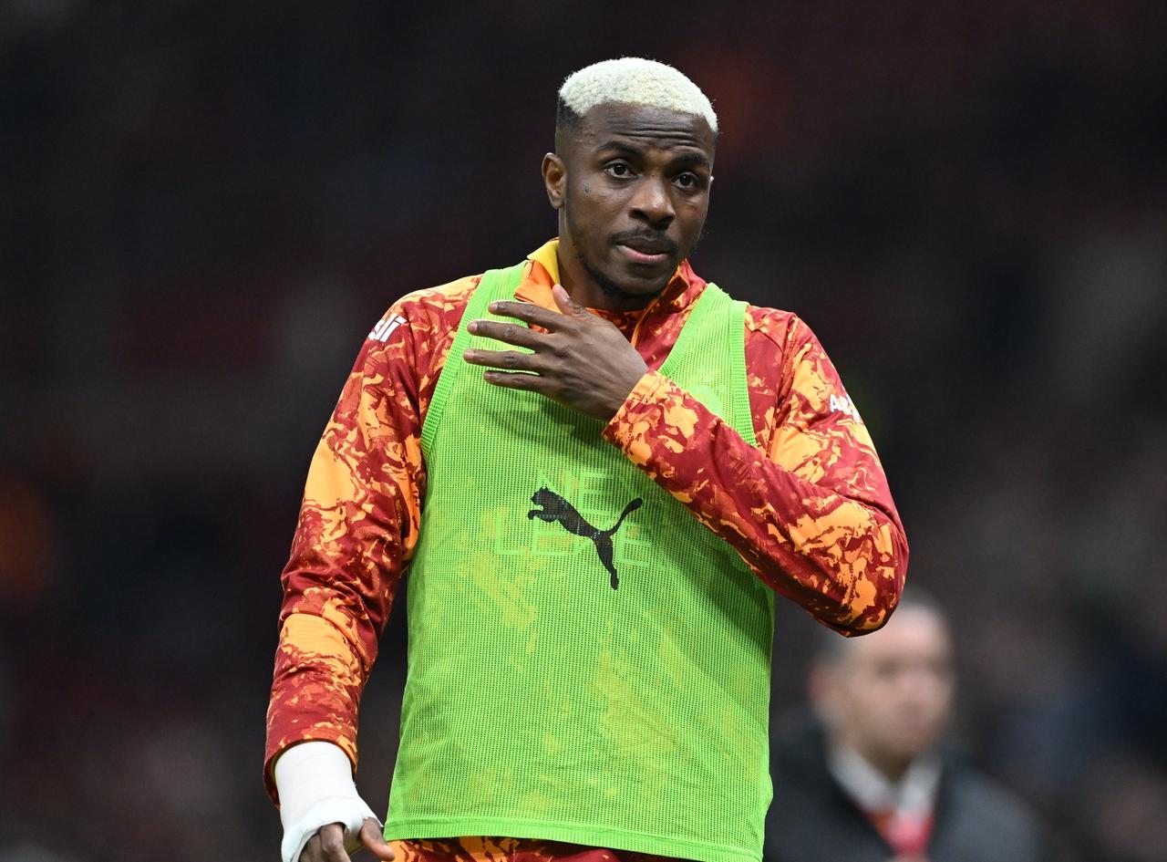 欧洲转会新闻！★期待神锋！阿森纳总监贝尔塔现场观战加拉塔萨雷，重点考察奥斯梅