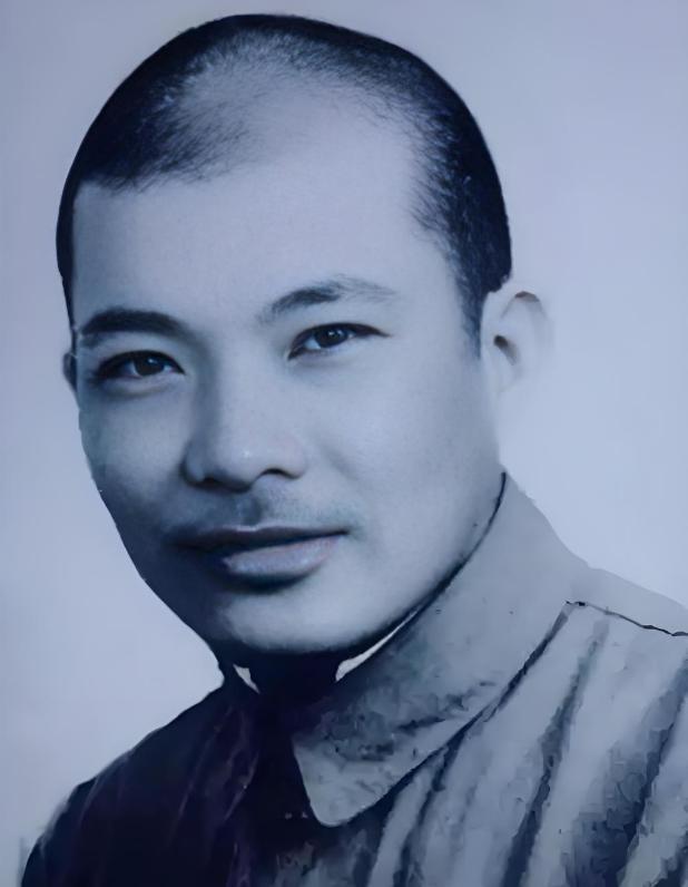 1945年，军统王牌杀手牛子龙，带着12个囚犯杀了11个看守，从那座号称“只有死