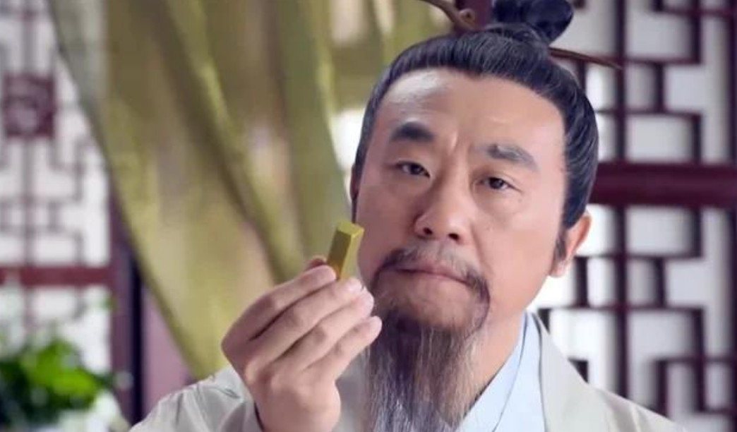 1369年，七十一岁的朱升向朱元璋请求辞官还乡祭祖。朱元璋感念他辅佐十一年，始终
