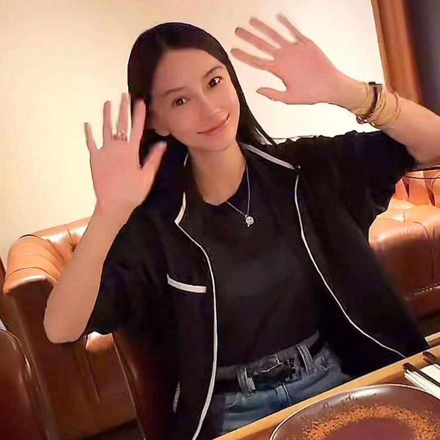 她说拜拜宝贝们😭😭