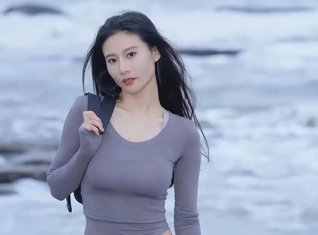 就因为撒了一个谎，最终错失了大奖！一少妇想买一张彩票，就去找一位知名大师选号。