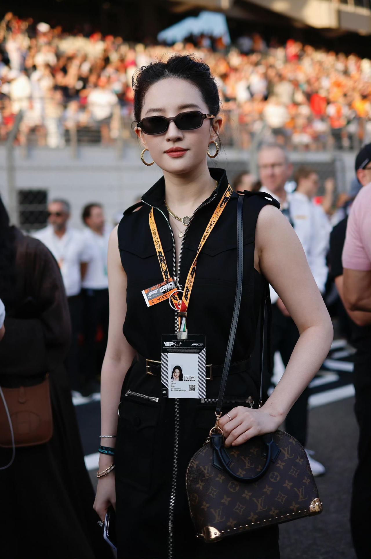 明星皆有各自的兴趣爱好，这些爱好能让我们窥见他们私下里可爱的模样。神仙姐姐刘亦菲