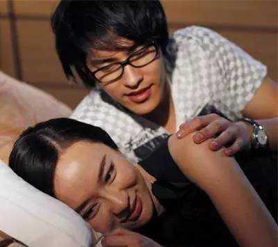 《喜欢一个人，就别只单方面“冲锋”了，双向奔赴才是真正的“爱情密码”！》嘿，