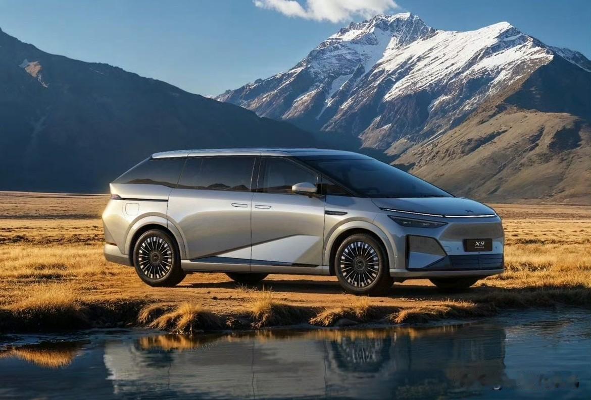 2025微博年度MPV车型，我选了岚图梦想家和小鹏X9！岚图梦想家，鲲鹏展翅