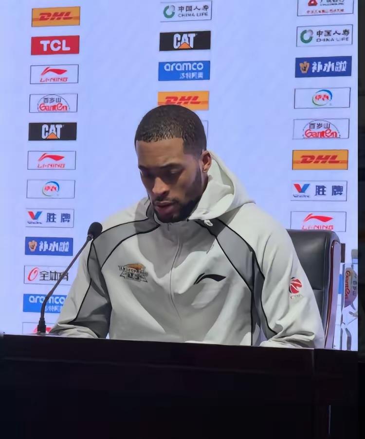 辽宁男篮外援莱迪绝对是一个情商和智商双在线的好外援？战胜南京同曦的比赛，得到了2