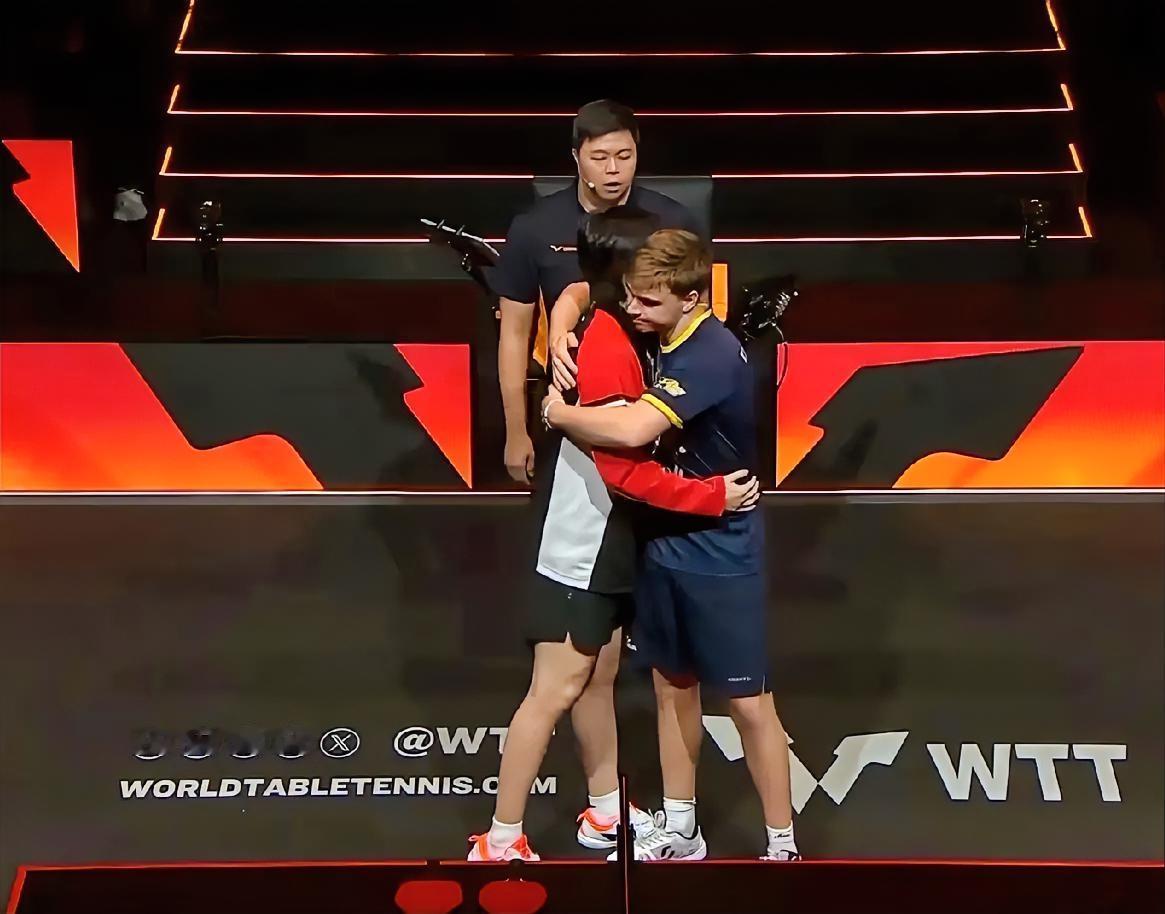 王楚钦因伤退赛，罪魁祸首是这两位1、WTT主办方一年赛事过于频繁，特别是国