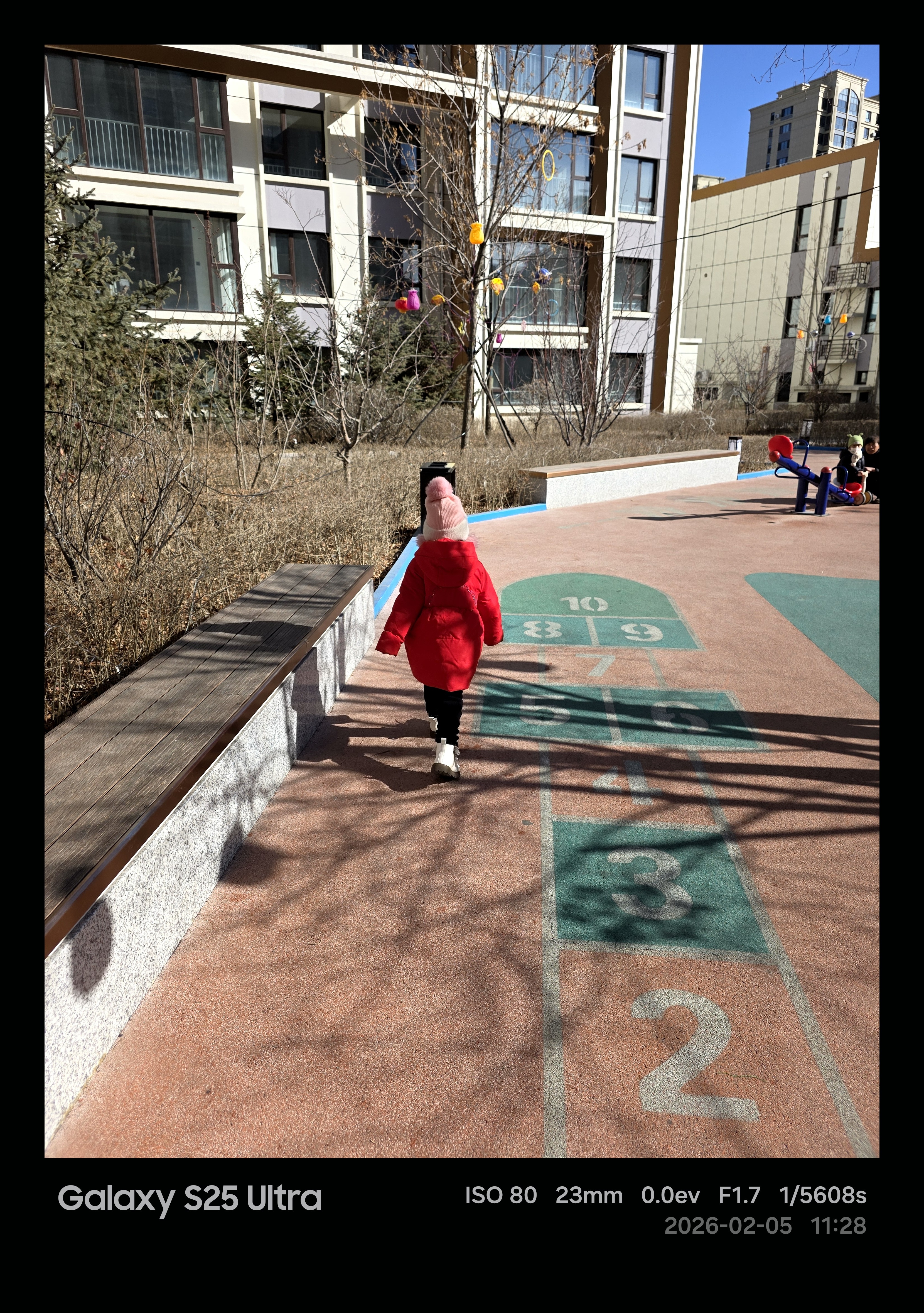 小米17Ultra对决GalaxyS25Ultra都是可以显示HDR效