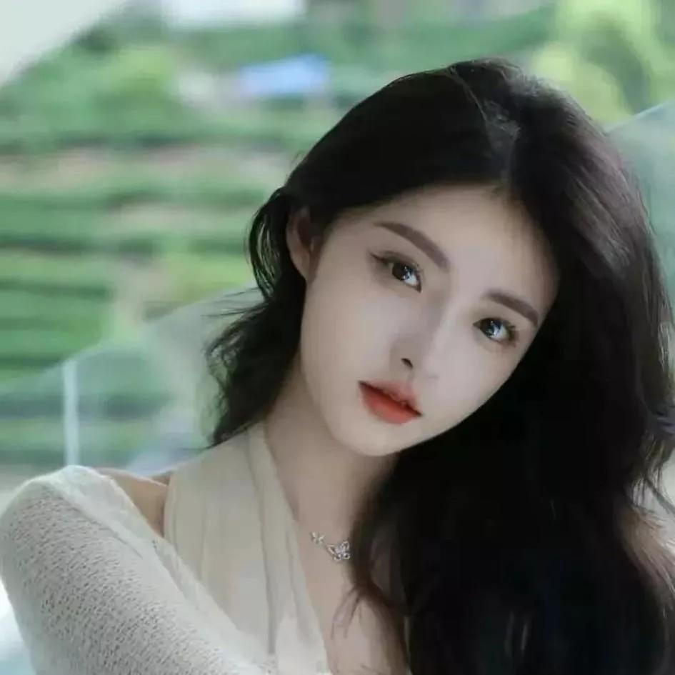 温柔的午后，轻纱飘逸，静享阳光