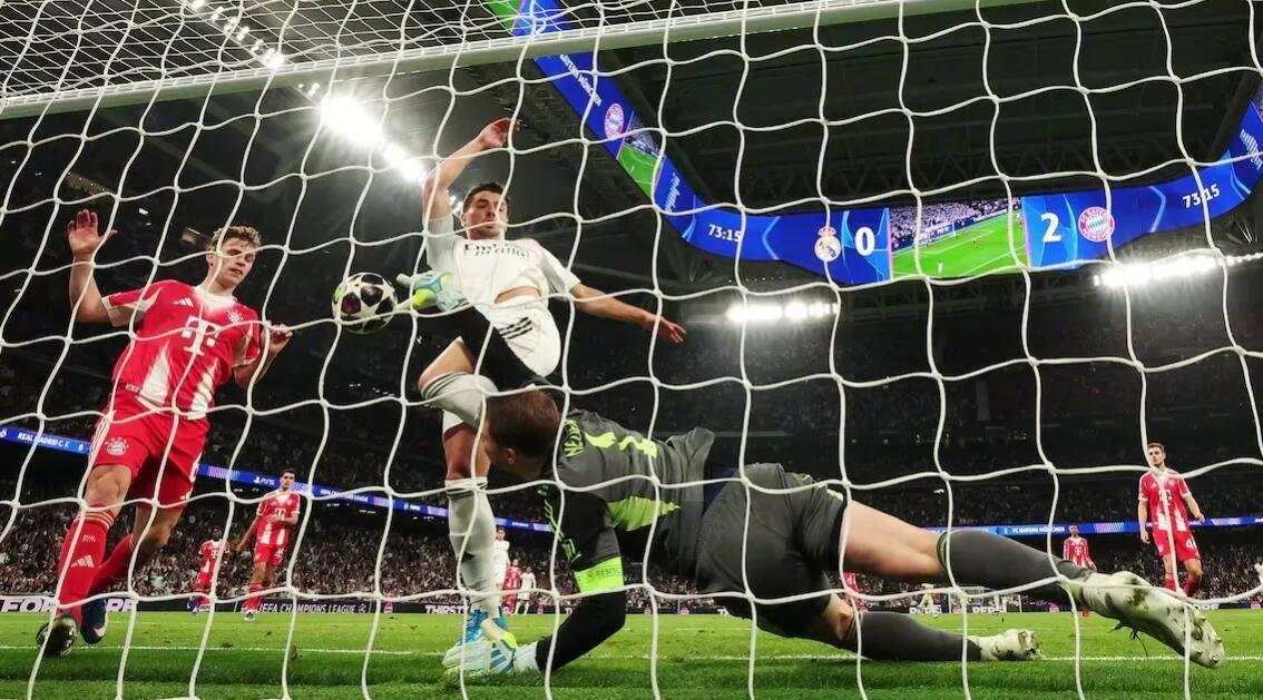 皇马1比2拜仁欧冠据《阿斯报》报道，尽管在欧冠1/4决赛首回合比赛中客场2-1