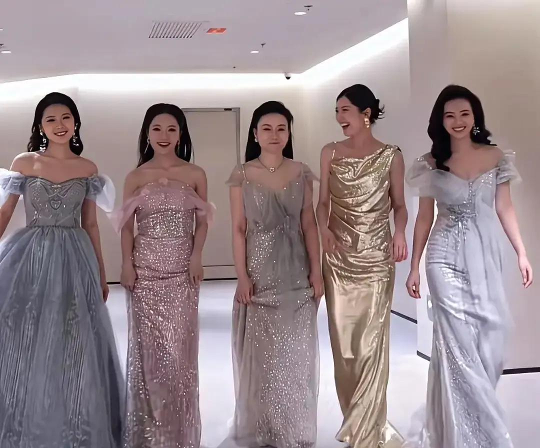 3小时。5000万。数字炸开时，整个赛道突然失声。不是薇娅，不是李佳琦。是