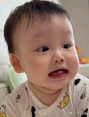 随着年龄越来越大，我试过有一次身份证放那了，不知道就随手放下的一个地方，时间久了