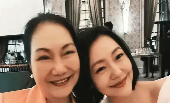 还真让葛斯齐给说着了，葛说，s家的特点就是：你丢出她家一个料，她们无法回应，怎么