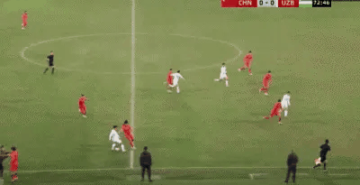 “美甲男”汪士钦这红牌领的绝了！你说国足U22是有多缺人才能招这样的人进国家队？