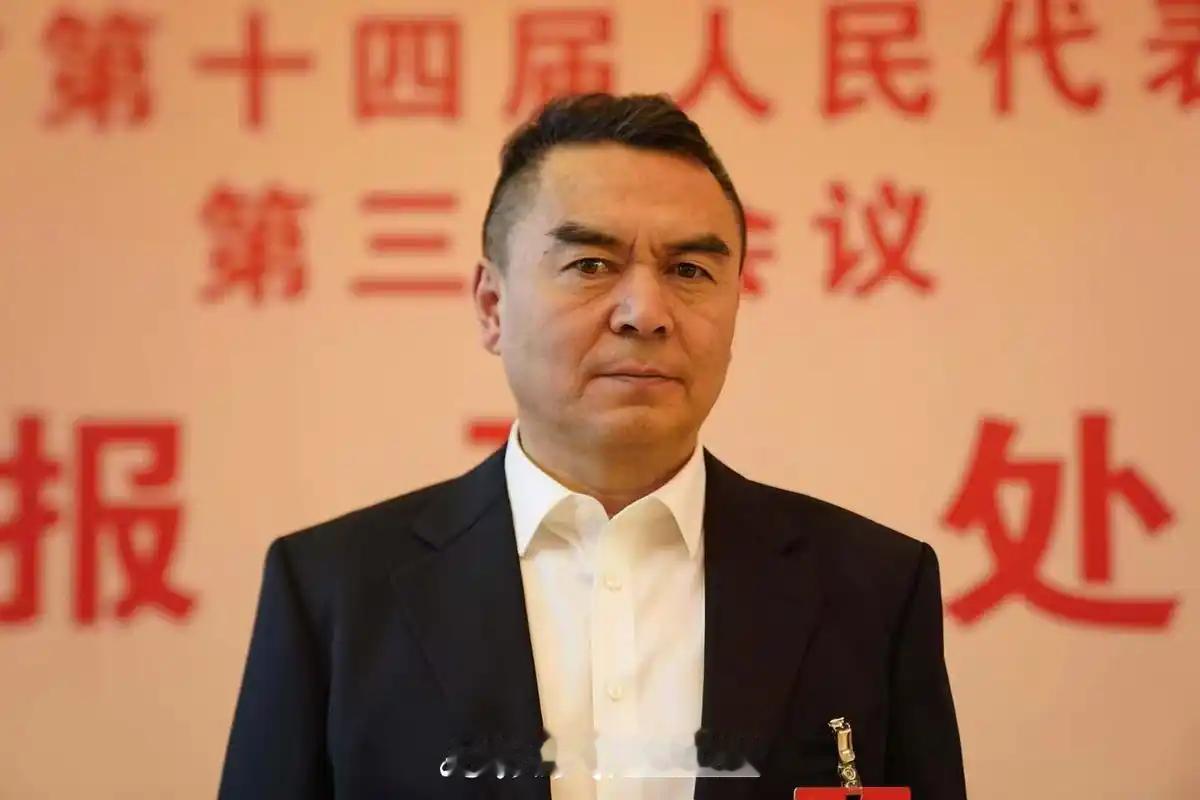 贵州百灵实控人姜伟遭证监会立案调查2025年12月3日，贵州百灵一则公告引发