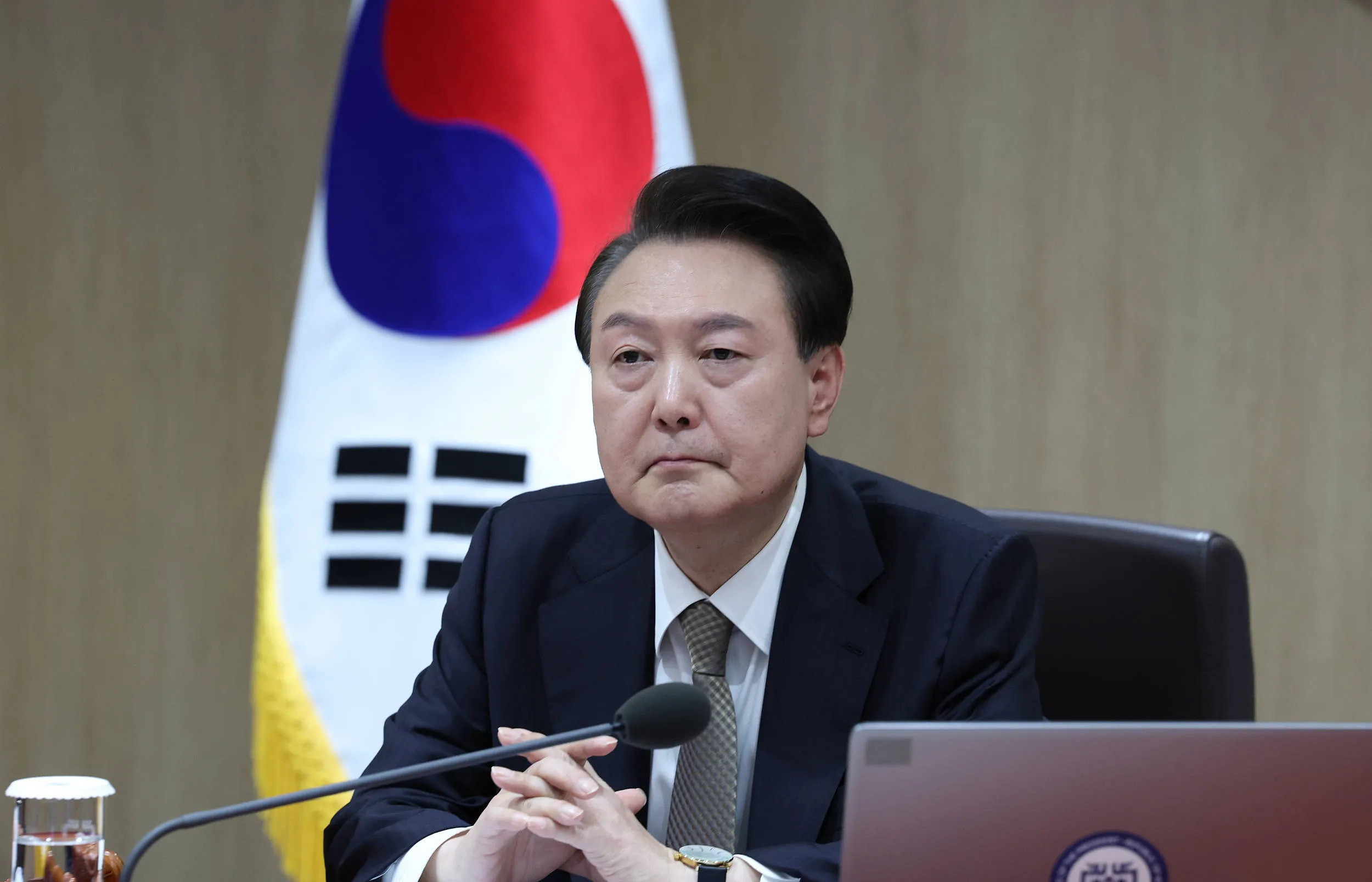 尹锡悦玩大了，自导自演要坐牢韩国政坛大地震，尹锡悦摊上大