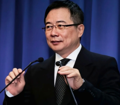 绿媒说：日本距离中国大陆那么近，尤其是离北京更近，美国的B2轰炸机从日本基地出发
