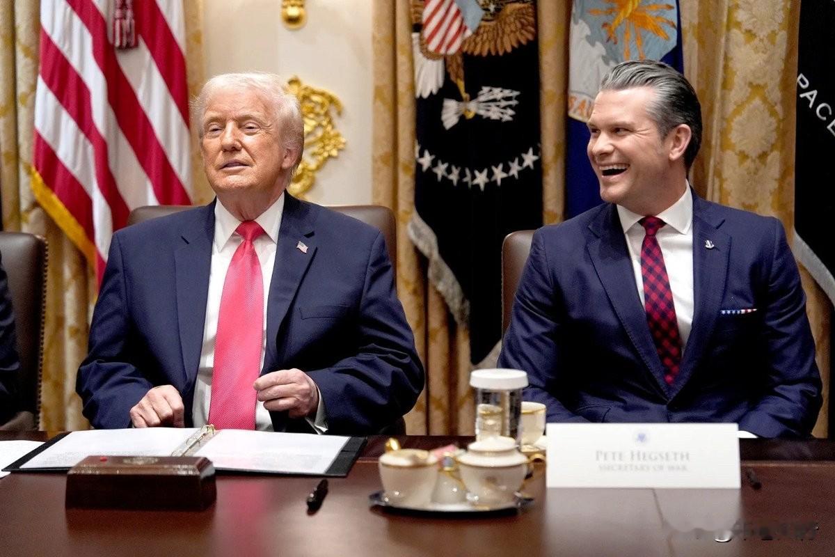 【特朗普想省钱？国会硬塞80亿让他花，这才是美国的“深层政府”】刚看到美国参