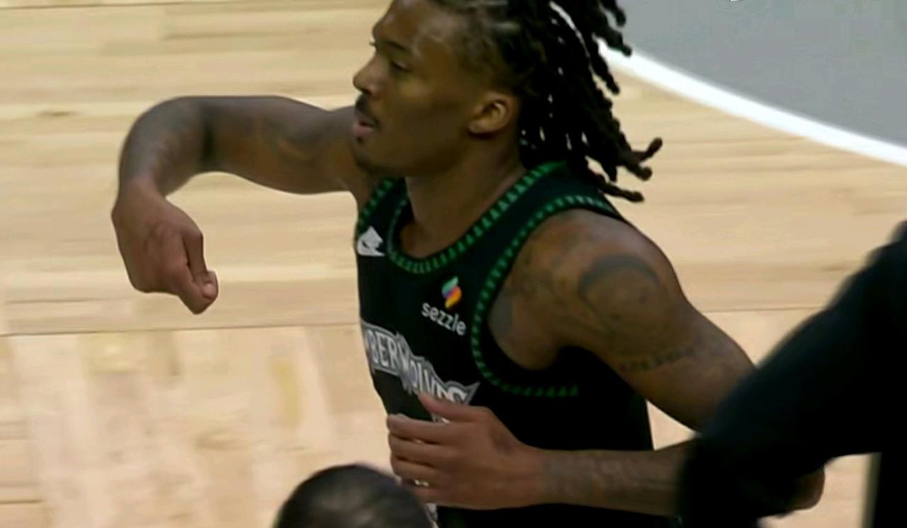 这就是双向奔赴：芬奇教练牛逼，重用海兰德收获奇效！海兰德首发狂飙18分3篮板