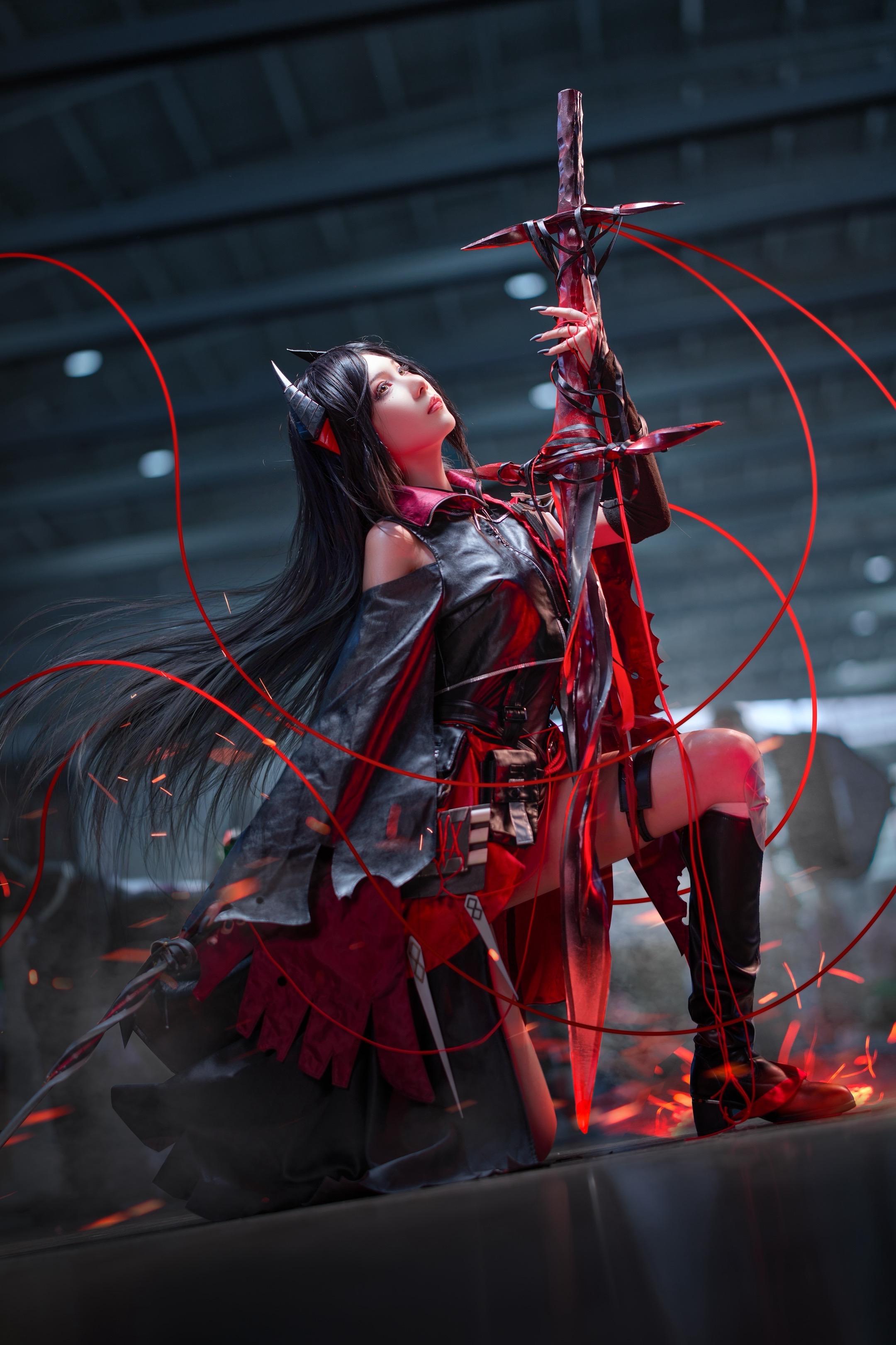 出镜coser：  摄影后期：我 设备：索尼a7r5+星曜AF85mm...