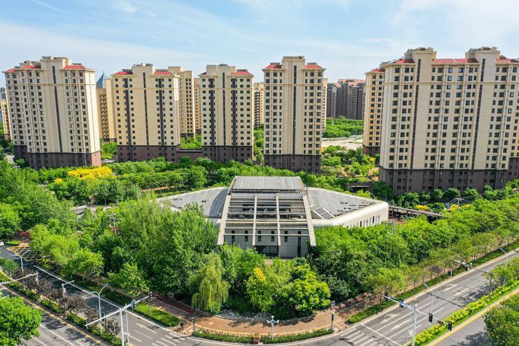 北方首个10万亿大省！山东用三重确定性给出时代答卷全国两会期间，山东代表团全体会