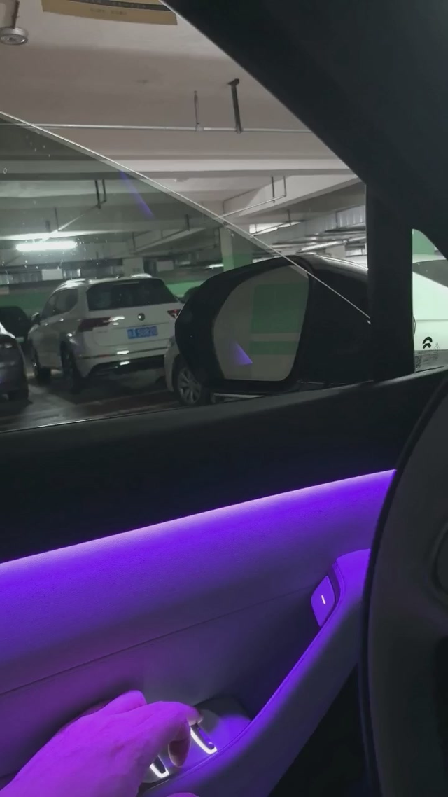 蔚来开了一年整了蔚来ES6应该是蔚来系列中，我认为最划算的一款车了。因为你要