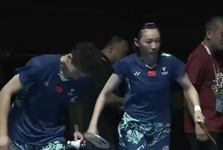这是与大马选手扛上了，蒋振邦/魏雅欣连过三关离卫冕还差一场。7月1