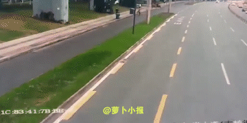 这是典型的害人精，虽死不足惜。10月16日，四川成都红光镇，网友爆料称：大爷以