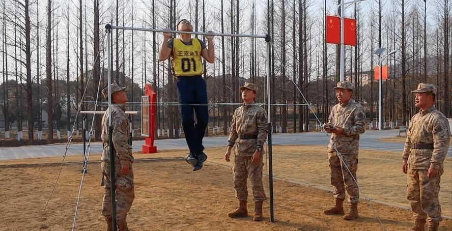 以为老兵退伍都是抢着走？结果这两年情况反过来了！眼下各地安置选岗陆续启动。结果