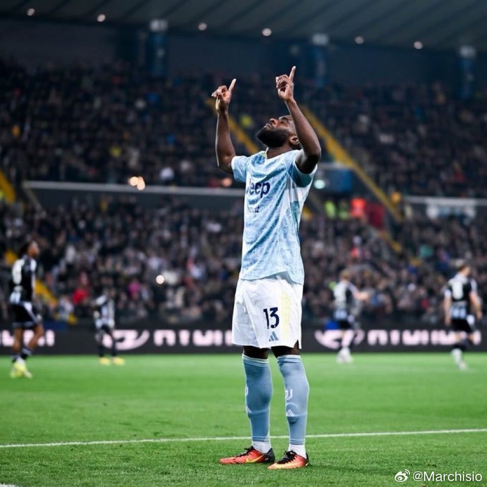 斯基拉：博加团队已与尤文图斯就一份至2029年的合同达成个人条款协议，税后年薪约