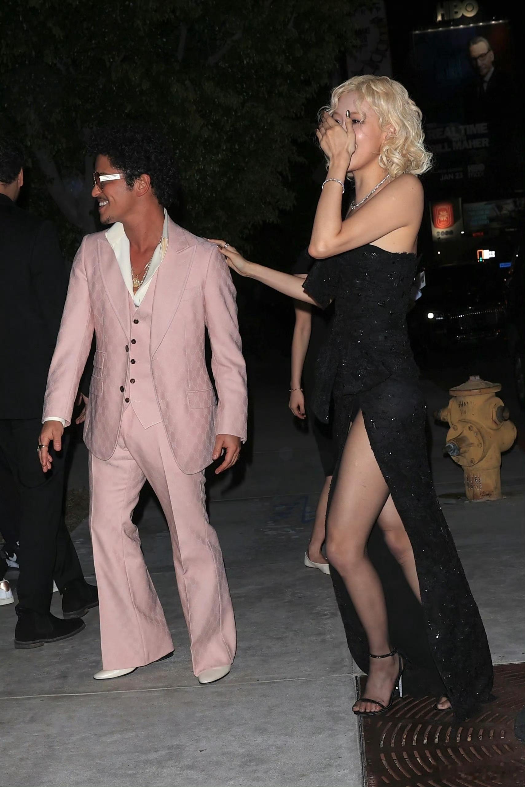 Rosé朴彩英格莱美庆祝派对造型