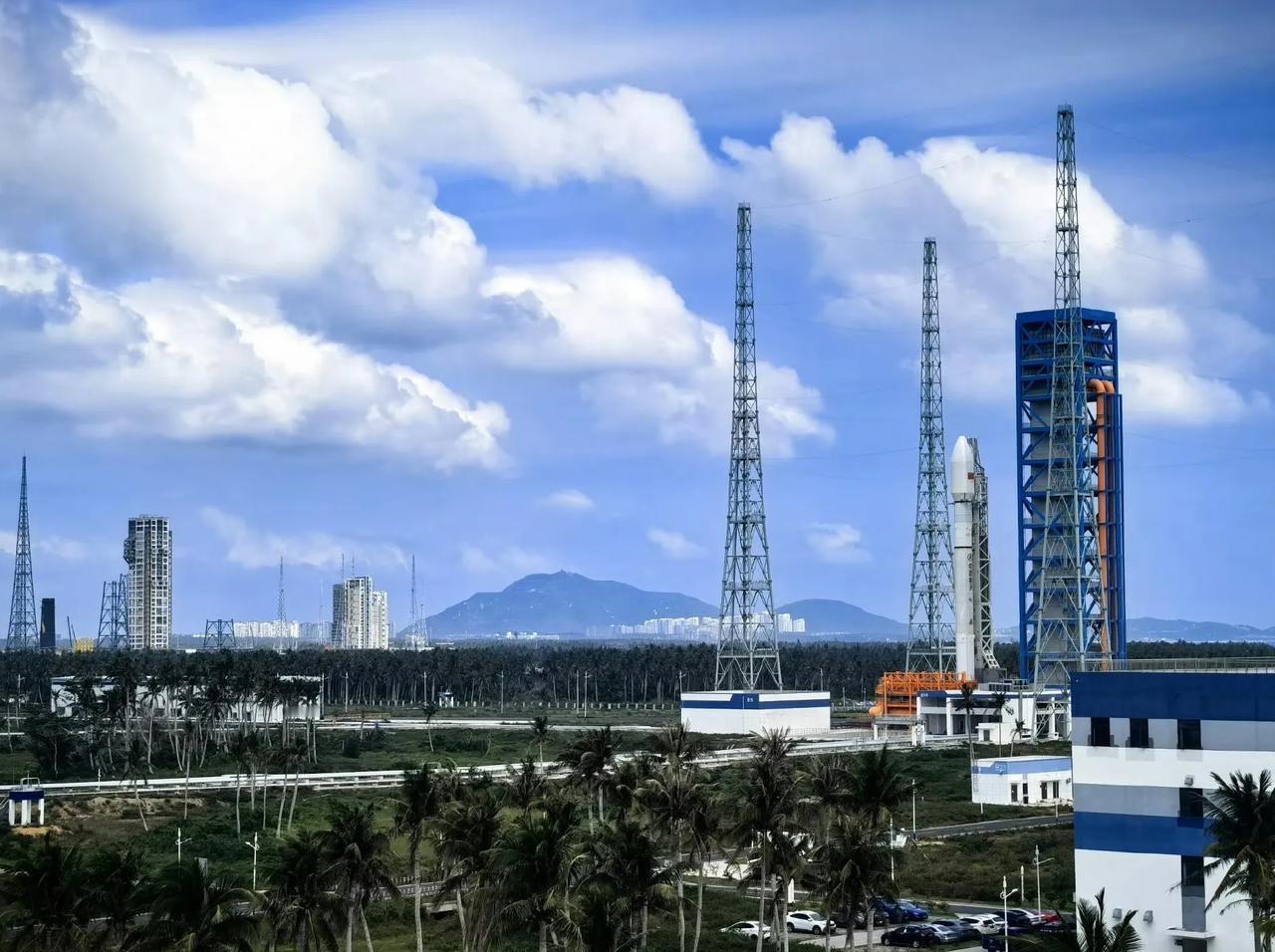 发射预报：明天（12月12日）早上7时左右，长征十二号遥四将在海南商业航天发射场