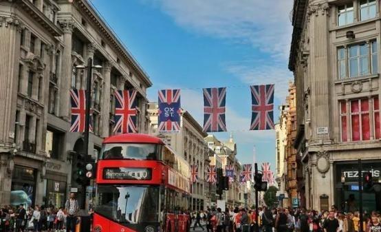 唱衰英国这么久，为什么英国还是如此发达？真不是我吹，不管外界怎么唱衰英国，也改变