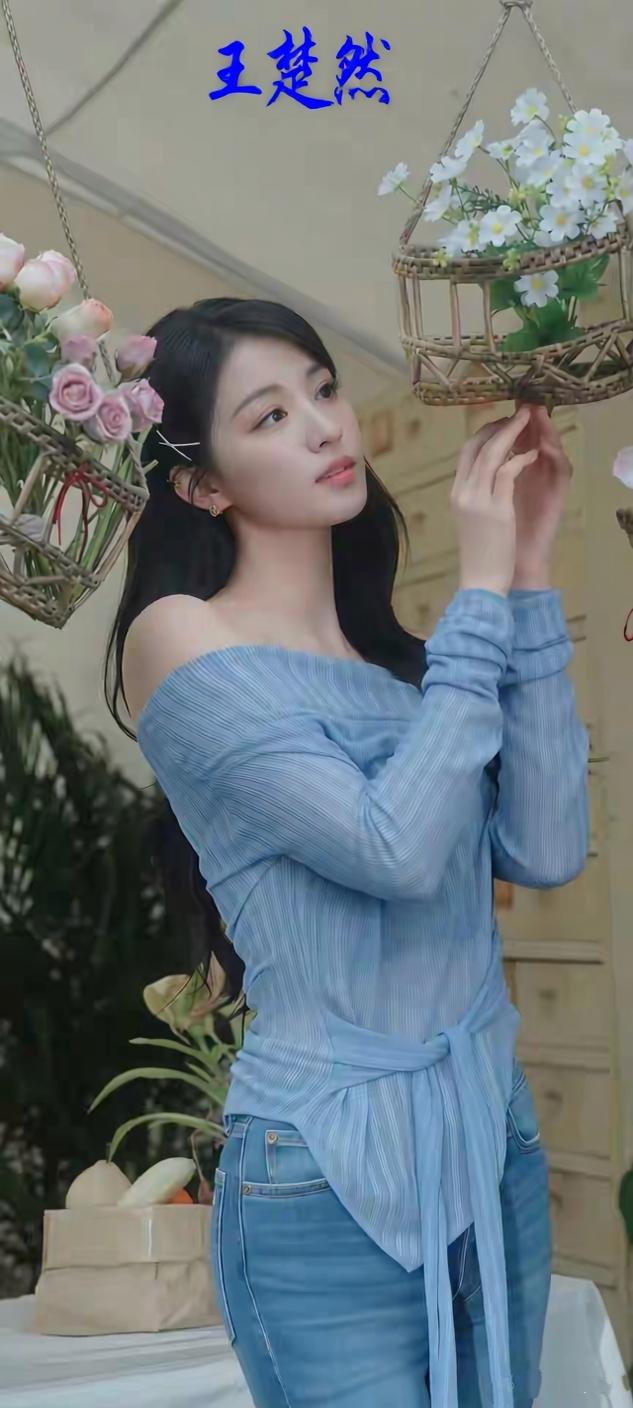 花间美人影，梦回古时情。