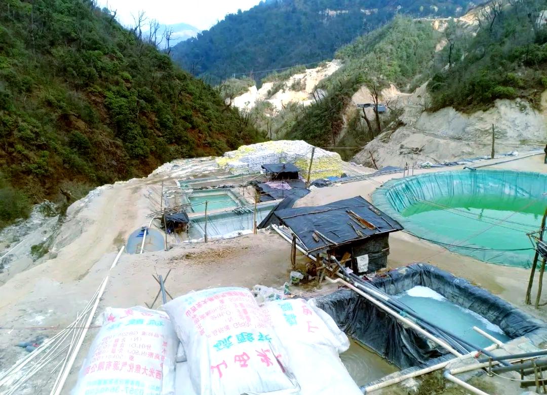 缅甸佤邦也是老天爷赏饭吃！以前佤邦的曼相锡矿，供应了国内大部分的锡矿资源。后