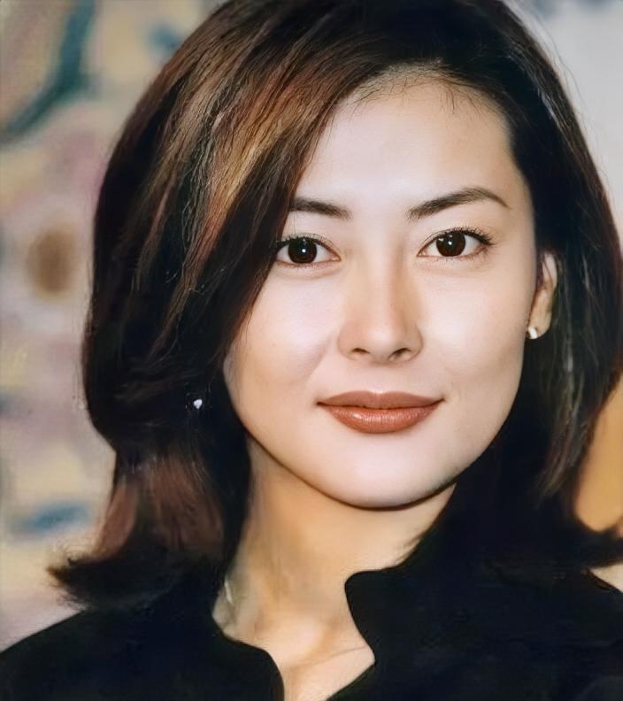 20亿遗产烫手山芋！日本女演员中山美穗独子拒收生母20亿日元遗产，这富二代这么清