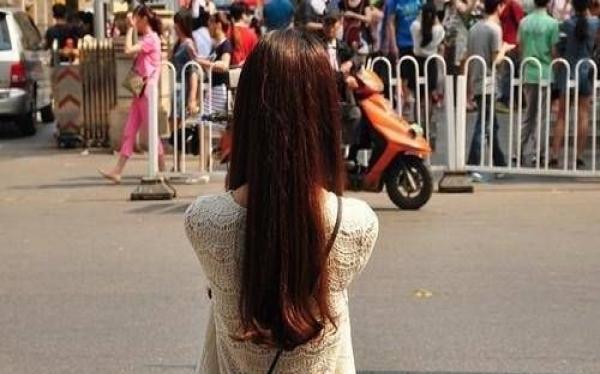 高中女儿偷偷吃药, 跟妈妈说是维生素, 女儿的病历本却让妈妈崩溃!