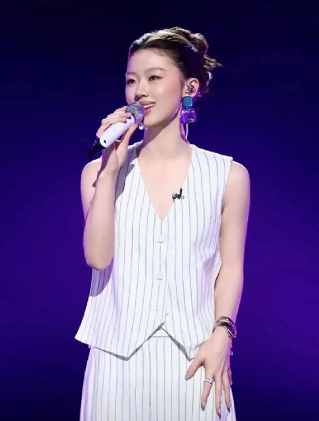 歌手2025第六场音源已出，这期的选曲真是炸裂了啊！罗大佑，王菲，谢霆锋，张惠