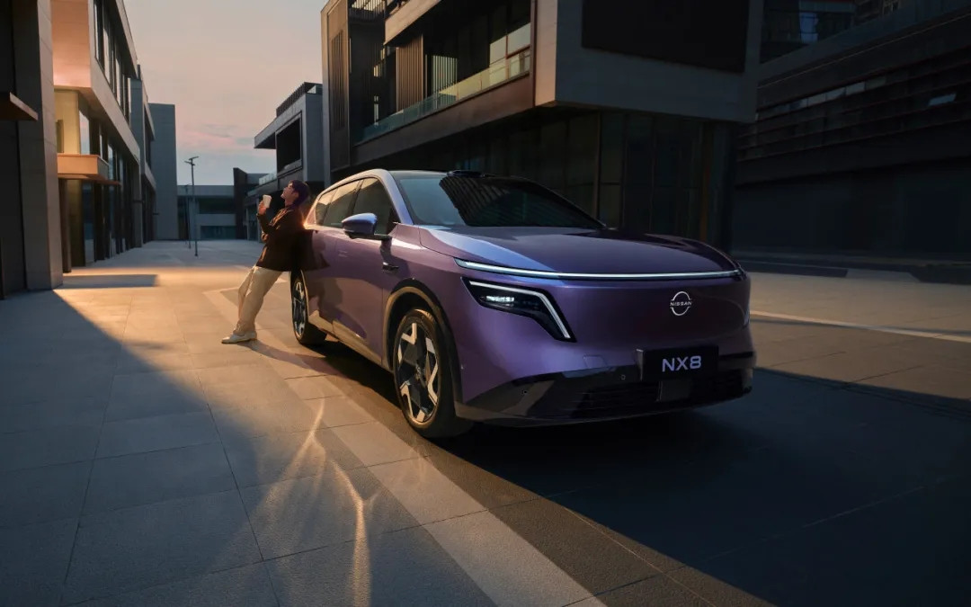 东风日产NX8，定位20万级大五座舒享SUV，基于天演架构2.0打造，提供纯