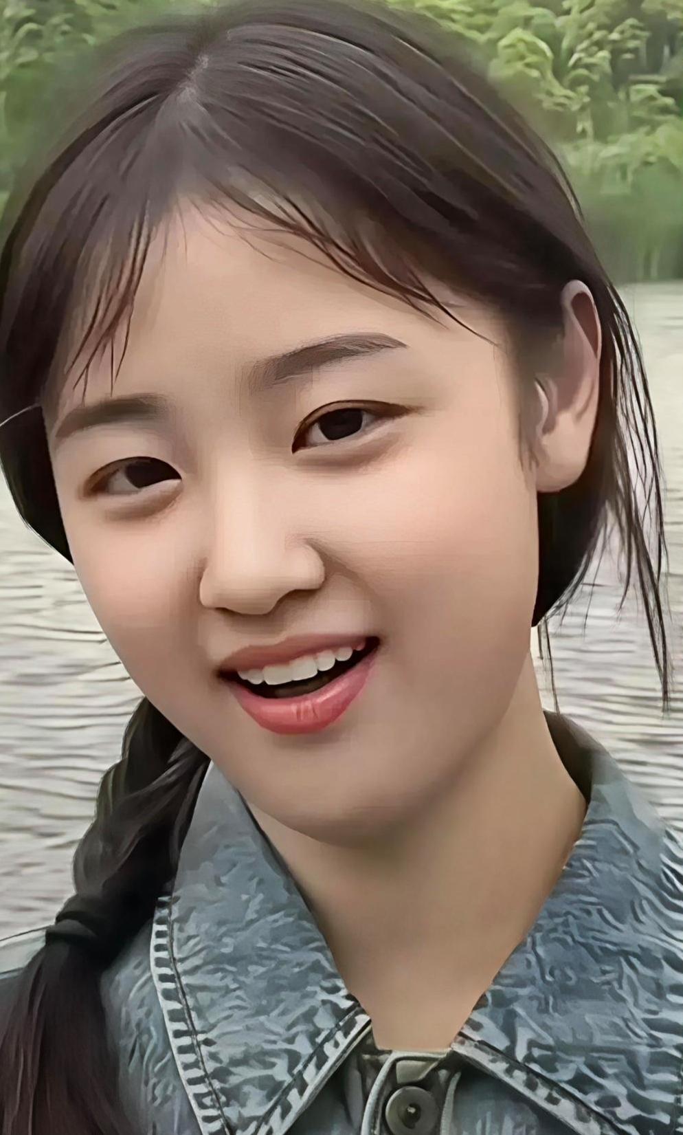 妹妹不化妆，不美颜，真实自然