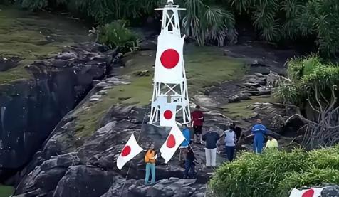 钓鱼岛不必拆灯塔！中国这招更绝，日本只能干瞪眼，太解气了！ 经常有人会问，日