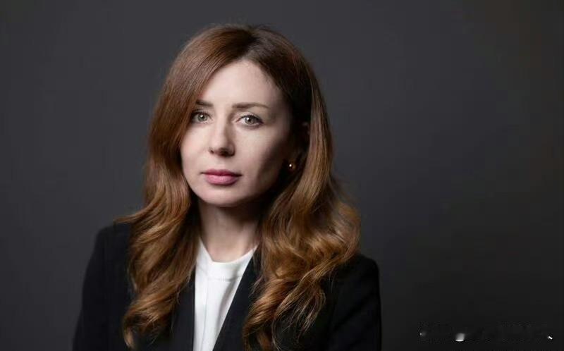 露脸了？这就是让乌克兰人感到震惊，让泽连斯基绝不能接受的，涉1亿美元腐败窝案的