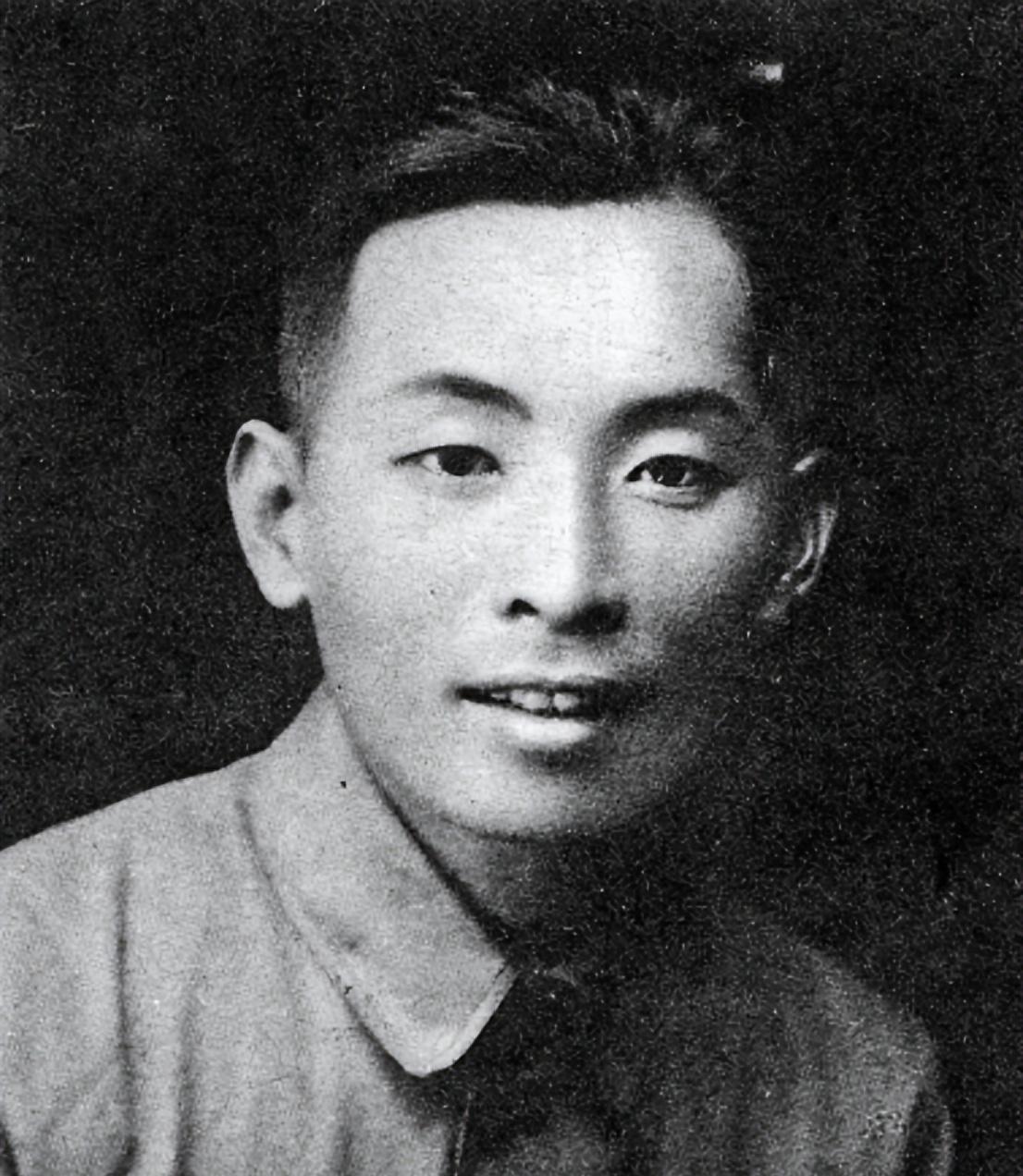 1944年叶飞去团边诊所治病，发现墙上悬挂的字画后，立刻下令逮捕老中医！194