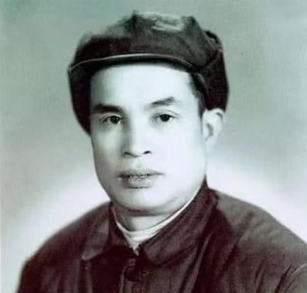 1936年，毛主席警卫员身患重病，医生竟然将他活着推进太平间，毛主席下令严查，原