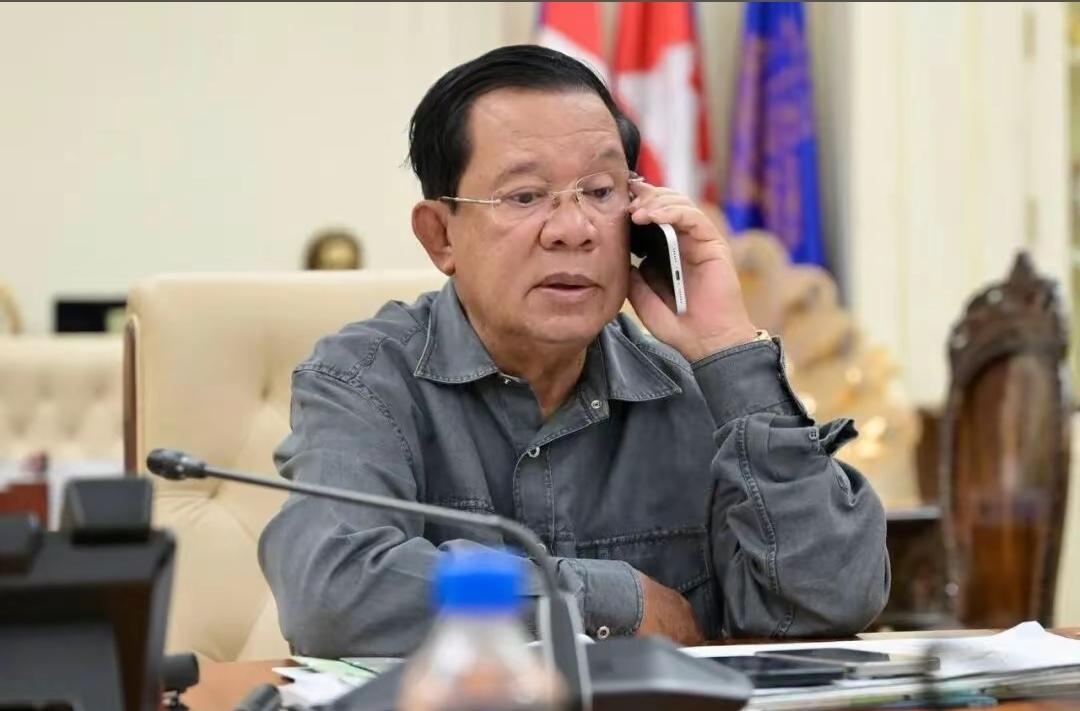 柬埔寨使用重炮全面反击，战火重燃开始扩大了战局，泰军出动战斗机轰炸，柬军用重型火