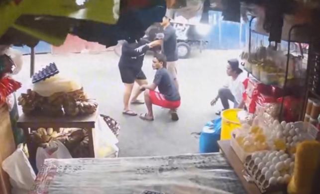 菲律宾棉兰老岛海域被一记7.9级强震砸了个透心凉。我国权威机构两小时内连发数报，
