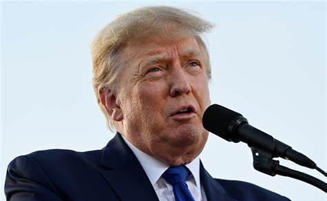 金刻羽给特朗普出了个主意：想锁死中国，就别搞什么100%关税了。反过来，零关税让