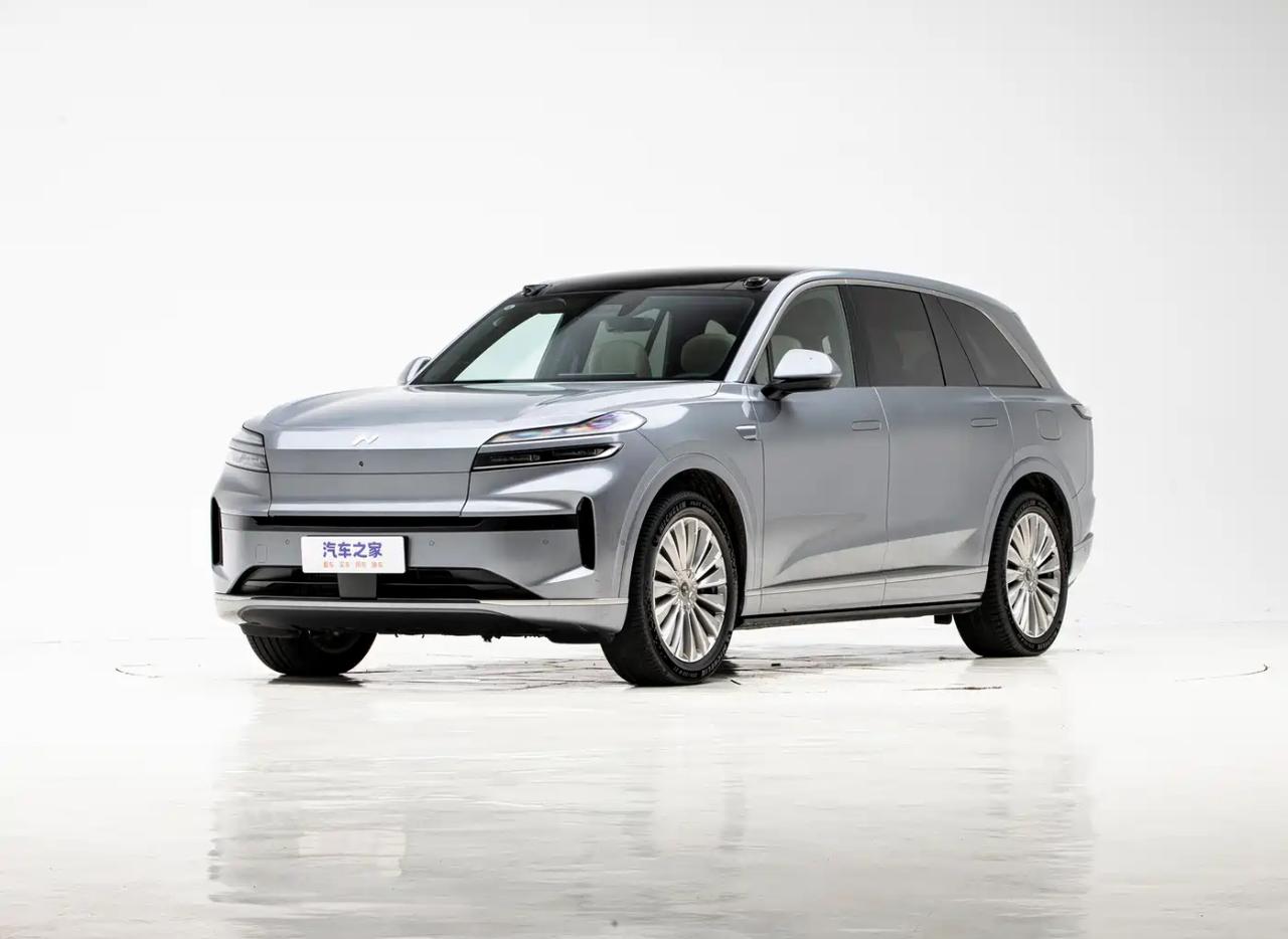2025款乐道L90核心信息梳理2025款乐道L90是蔚来旗下乐道品牌推出的